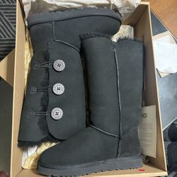 Ladies UGG’s Original 