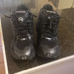 Balenciaga Runner