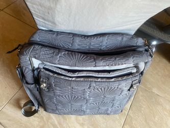 Petunia pickle bottom bag