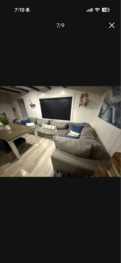 Must Sell ASAP Cozy&Relaxing Spacious Sectional Sofa
