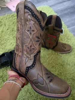 cowgirl boots