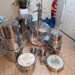 Pearl Fiberglass MIJ Late 70's Drums And Cymbals