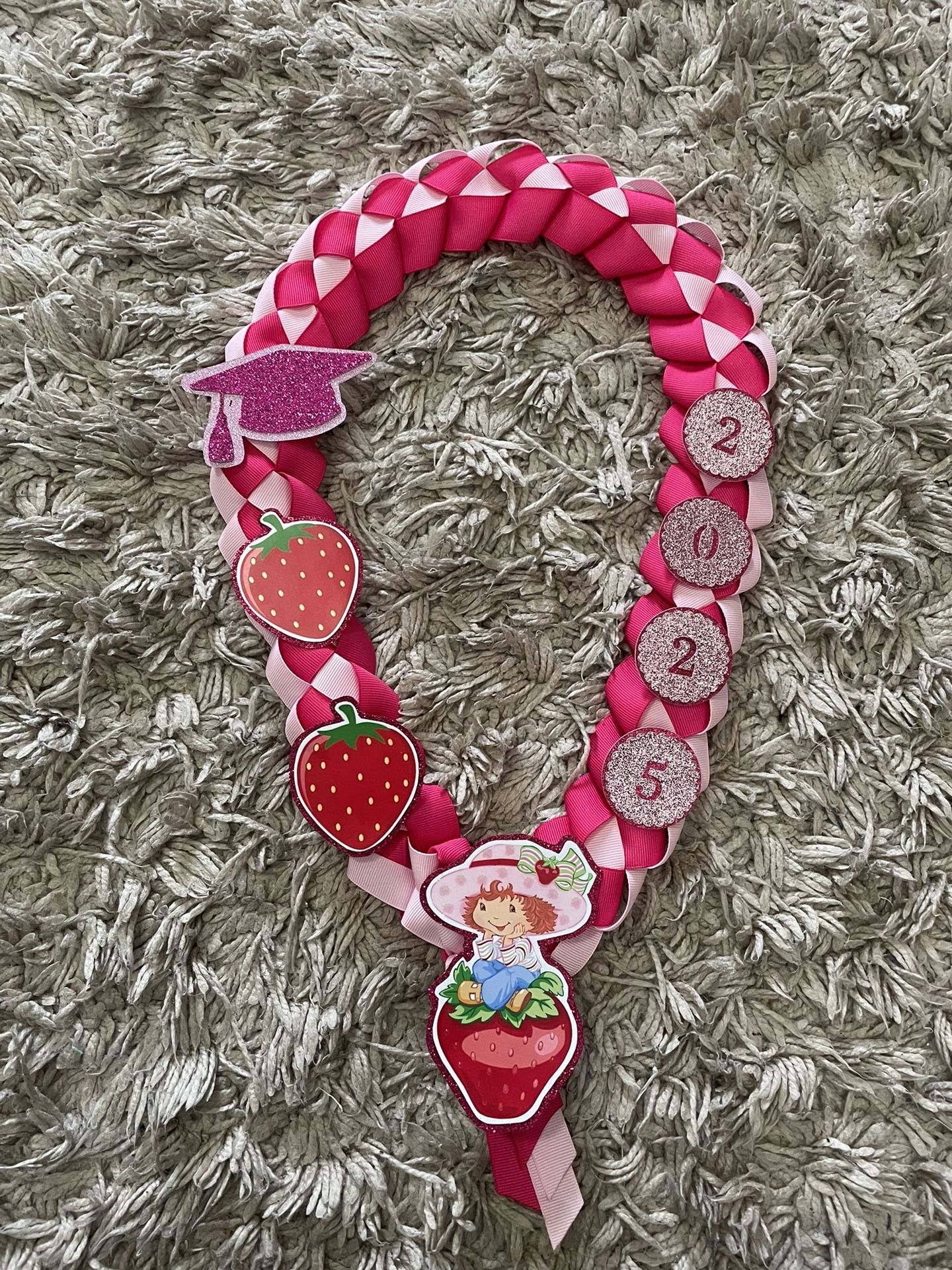 Graduation leis