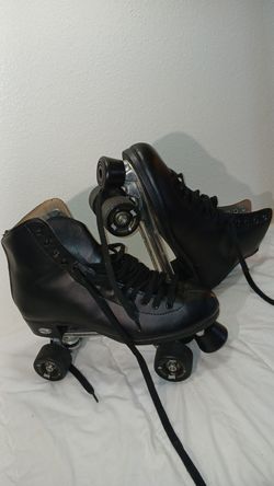 Size 12m13w Roller Skates