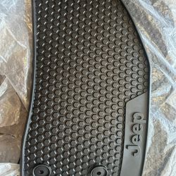 *NEW* Jeep renegade Rubber Floor Mats