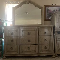 Mirror  And Dressers