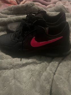 Woman’s Nike Airmax