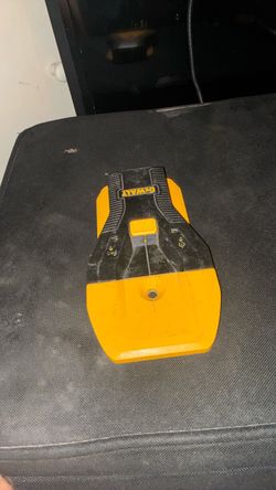 DeWalt Stud Finder