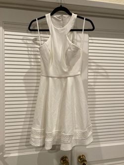 NWOT Beautiful White Dress Size 5/6