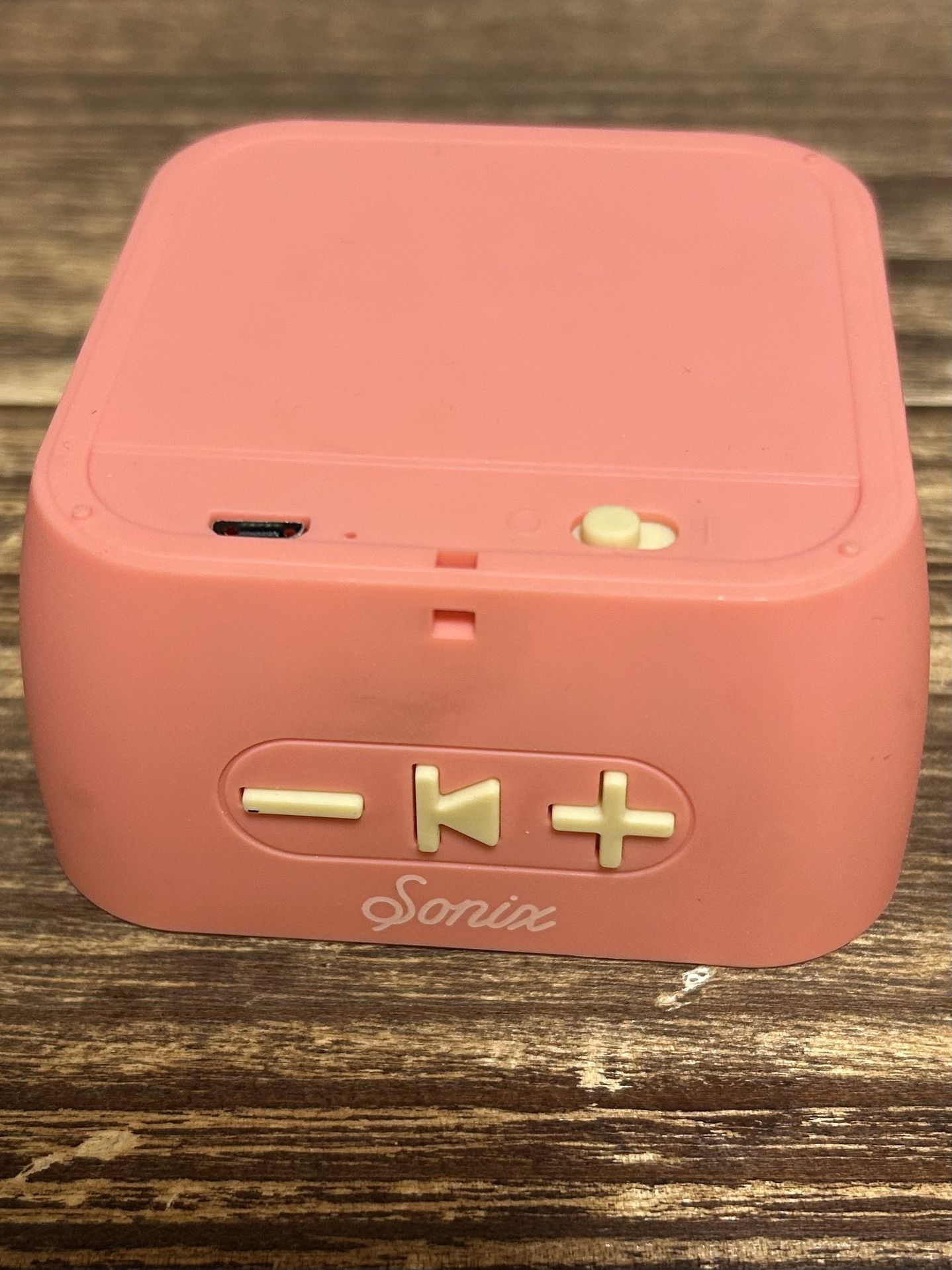 Sonix Bluetooth Speaker 