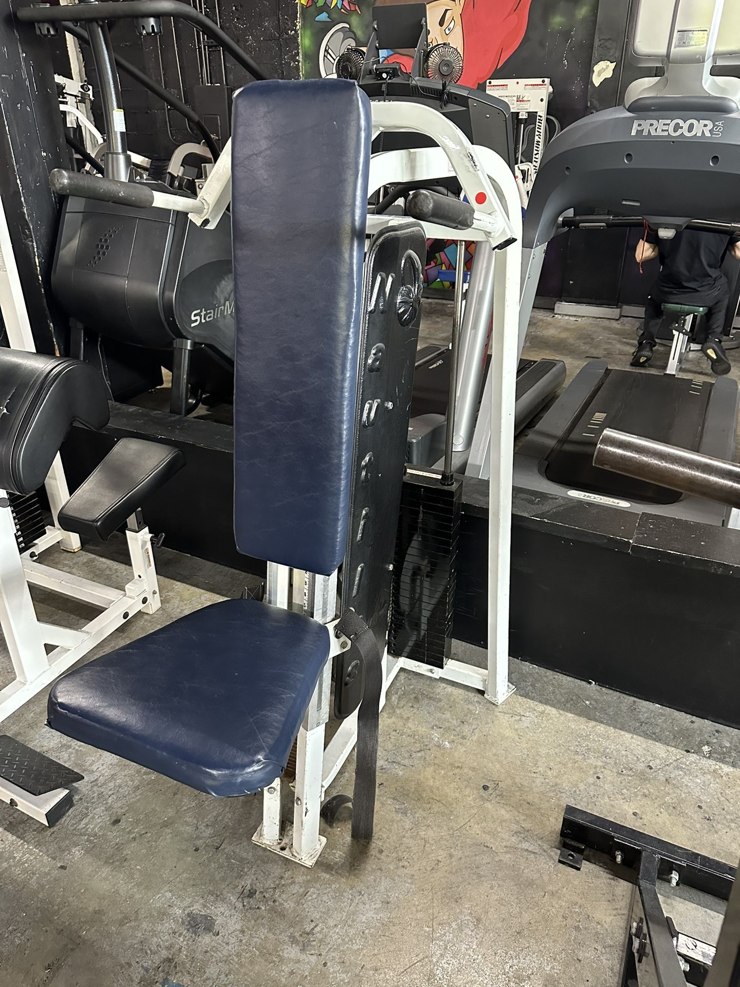 Chain drive shoulder press