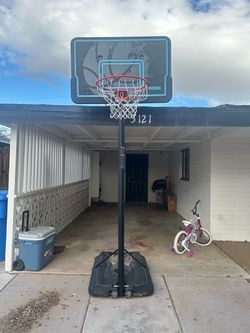 Basketball hoop