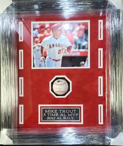 Angels Mike Trout Signed, PSA-Certified, Deluxe-Framed Baseball 