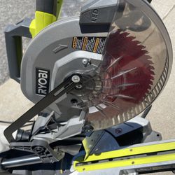 RYOBI 10" Sliding Compound Miter Saw – Excellent Condition