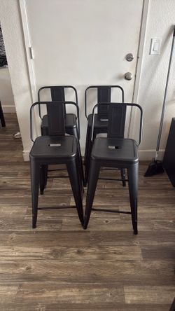 chairs/barstool