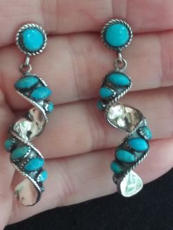 VTG.Southwestern Sterling silver 925~ turquoise earrings