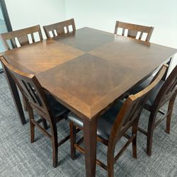 Kitchen Table and Chairs 