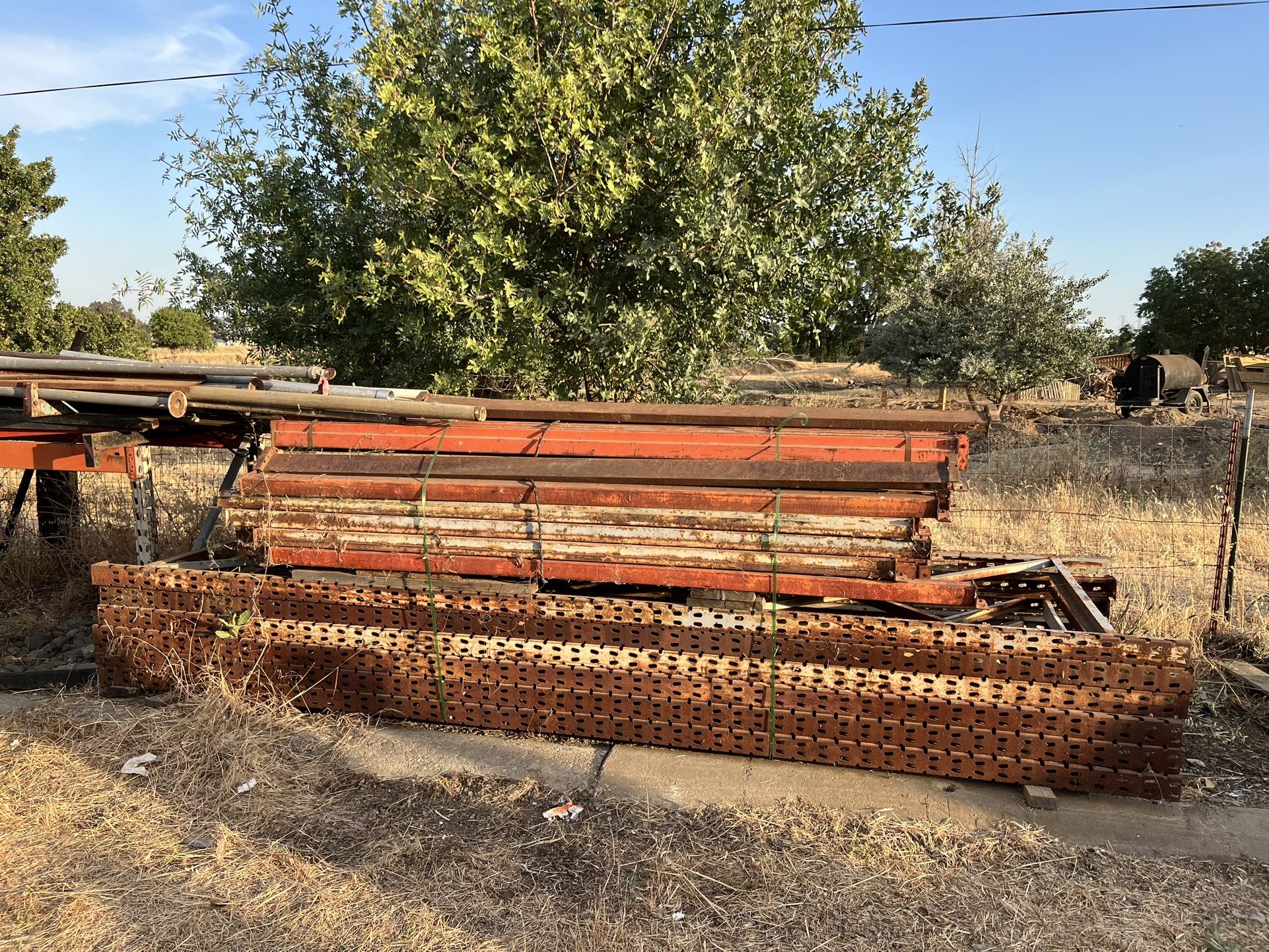 Pallet racking