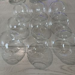 9 Plastic Terrarium Globes