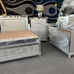Queen Bed Set Frame $1,299.99