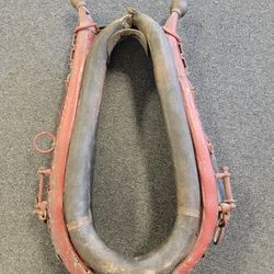 Home Decor Rustic Authentic Antique Vintage Rustic Leather Horse Collar

Made of leather, wood, and metal

17 1/2" wide 

27 1/2" tall

