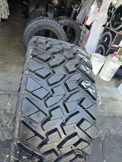 only one tire Lt40x15.50r22 Nitto Trail Grappler MT, LR (E) ,10 PLY like 99% tread  on $199.00