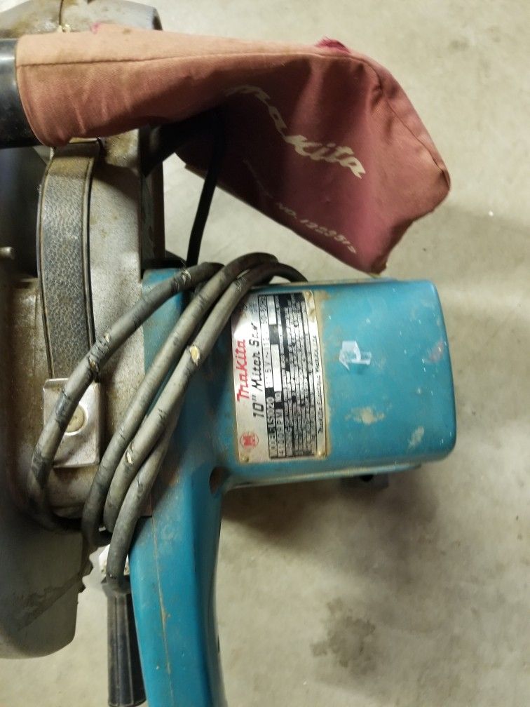 Makita 10" Miter Saw