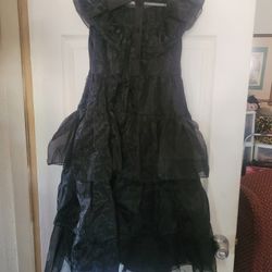 Beautiful silky black dress size 7 little girls costume for Wednesday