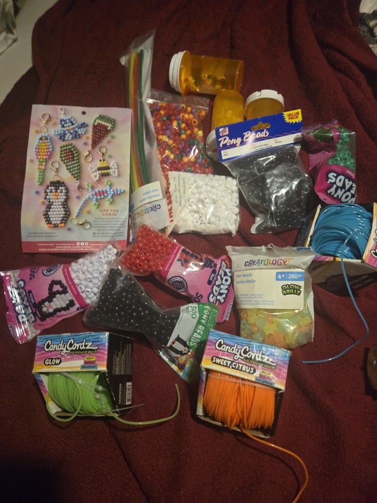 Pony beads and boom  stringto make stuff