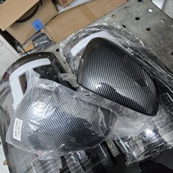 Carbon Fiber Side Mirror Covers – Gloss Finish – Mustang Style