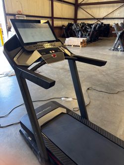 Proform pro 9000 treadmill with -3% to 12% incline 12mph speed foldable for home gym