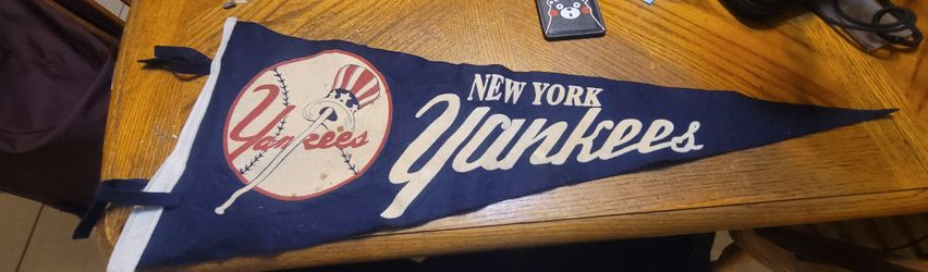 Vibtge 1950s New York Yankees Pennant Flag 