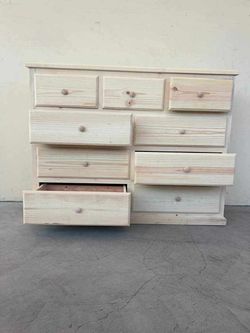 9 drawer pine natural finish