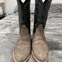 Ariat Bankroll 10.5