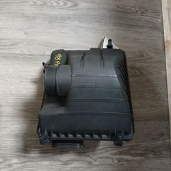 14 Kia Optima Air cleaner Box Complete original