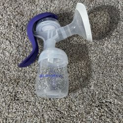 Lansinoh Manual Breast Pump