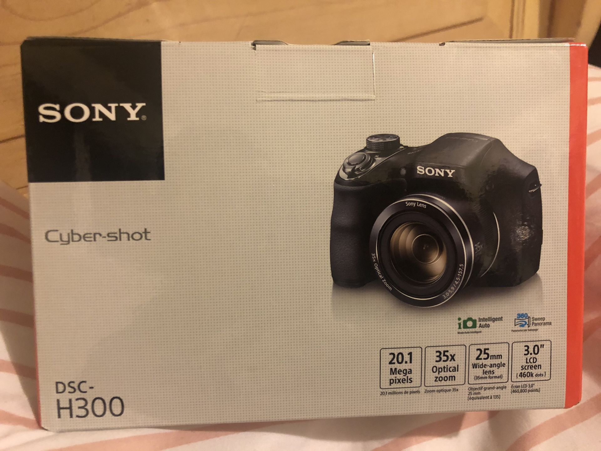 Sony Black DSC-H300/B Digital Camera with 20.1 Megapixels and 35x Optical Zoom