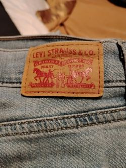 Female Size 10 Levis Jeans