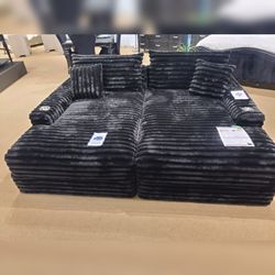 Super comfy Extra large Black color corduroy loveseat
