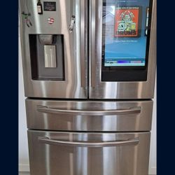 SAMSUNG FOUR DRAWER REFRIGERATOR WITH TOUCH SCREEN 