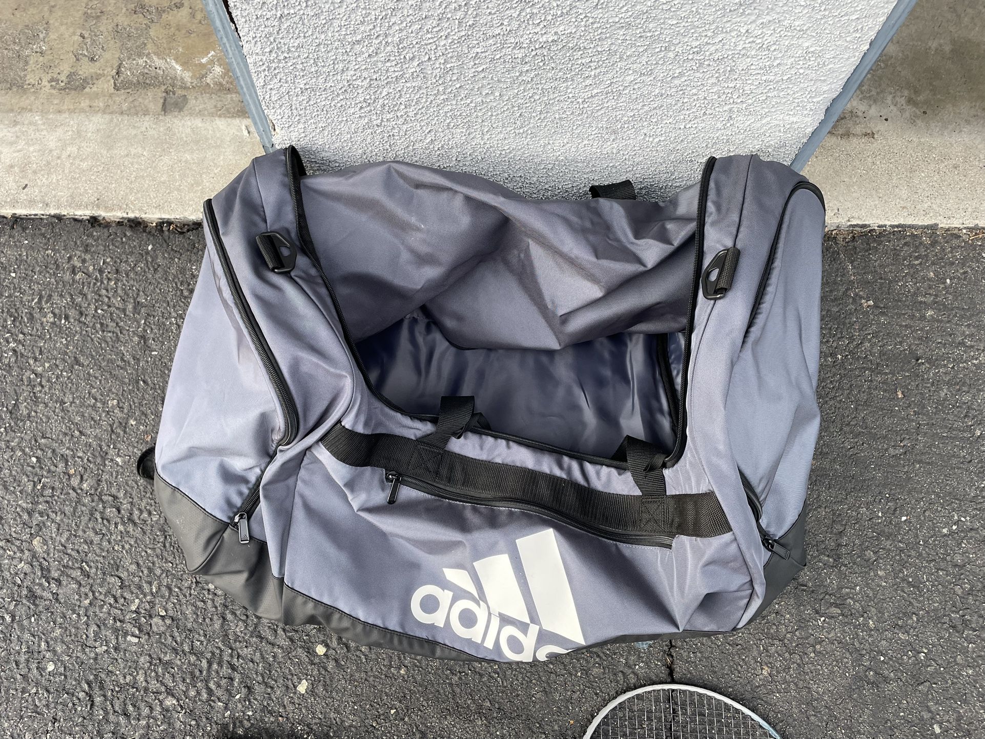 LARGE ADIDAS DUFFLE BAG