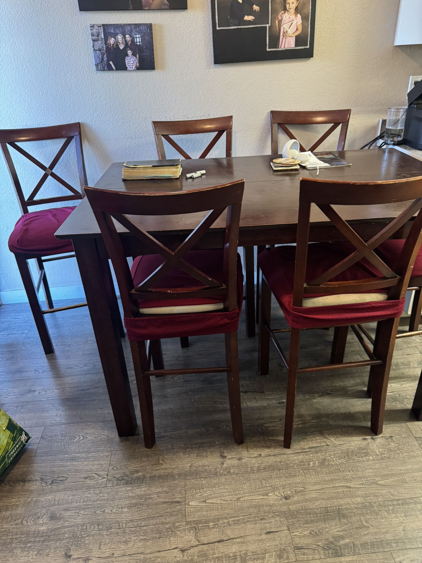 Free kitchen Table