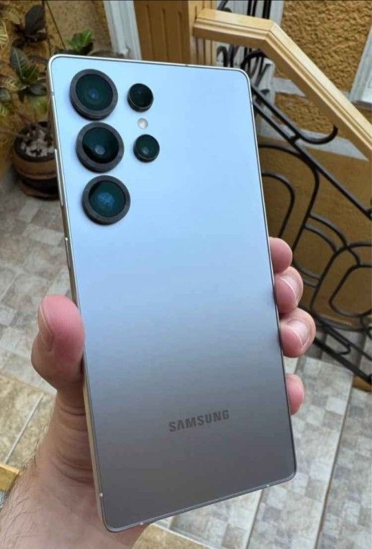Vendo O Cambio Samsung Galaxy S25 Ultra 256gb TMOBILE 2 Meses De Uso Como Nuevo