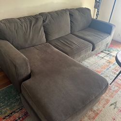 Living Spaces Couch With Adjustable Chaise
