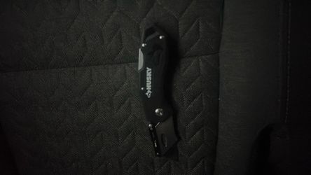 Husky folding knife