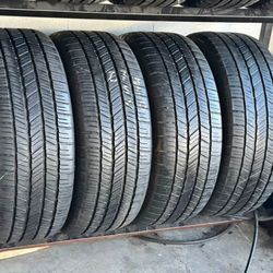 🏁😎 Goodyear Tires🏁275:55R20 En Perfecta Condición De Vida A Las 4 Por 180 Dólares