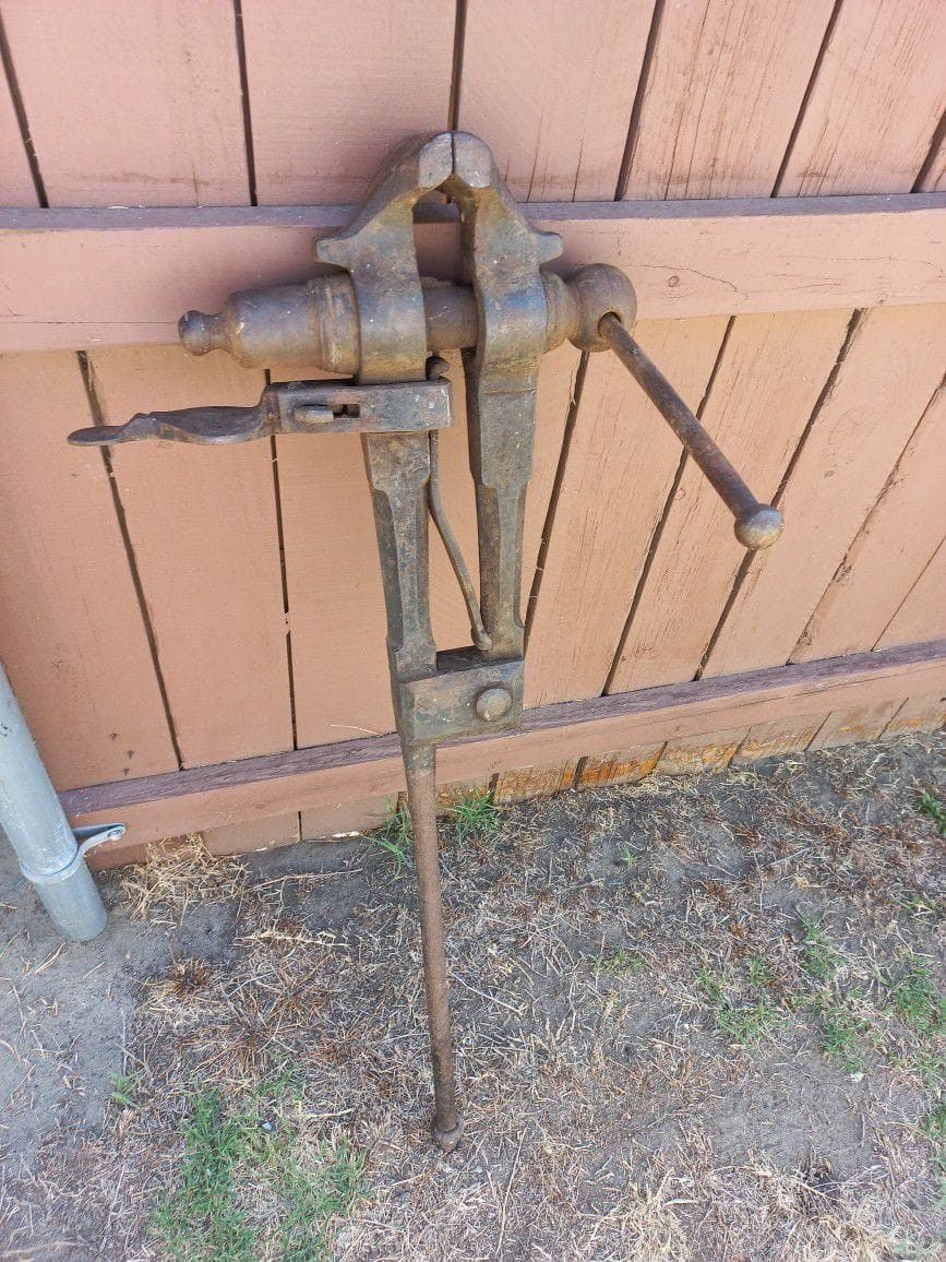 Leg Vise Post Blacksmith Vice Forged Blacksmiths