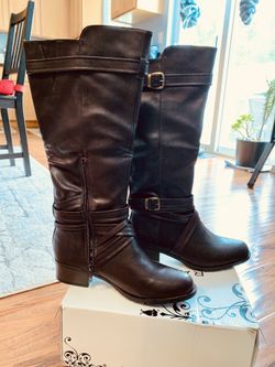 Rampage brown boots- Size 7.5 (NEW)