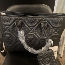 New Black Carry All Purse