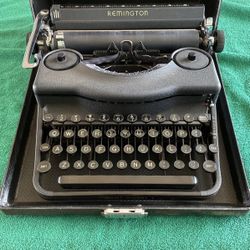 Remington Quiet Model 1 Vintage Typewriter